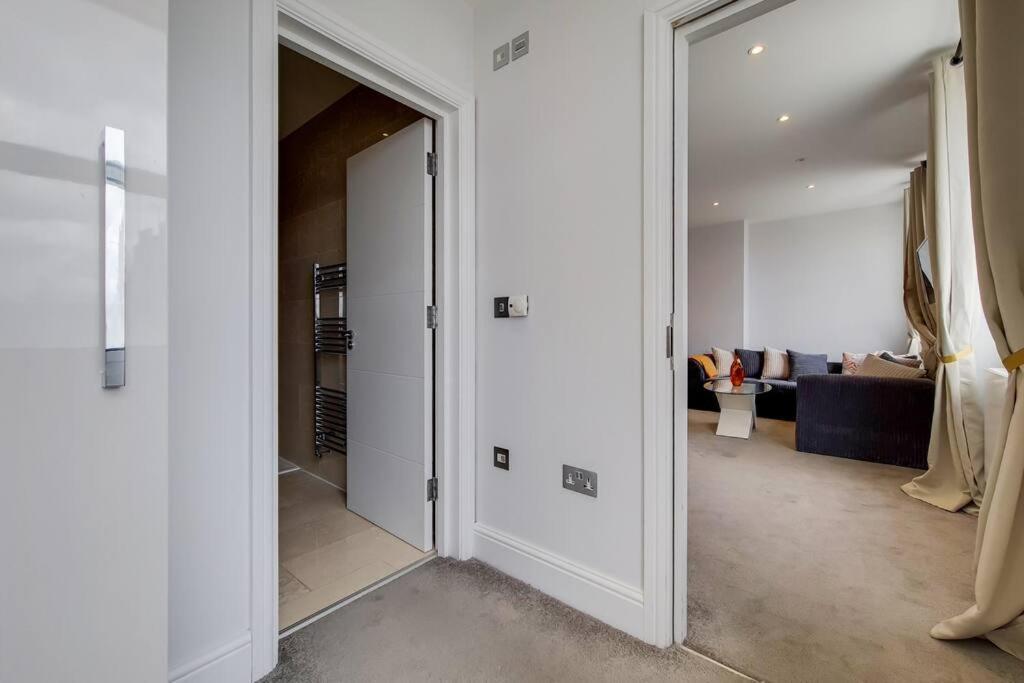 Fabulous Deluxe King Studio With Air-Conditioning London Exterior photo